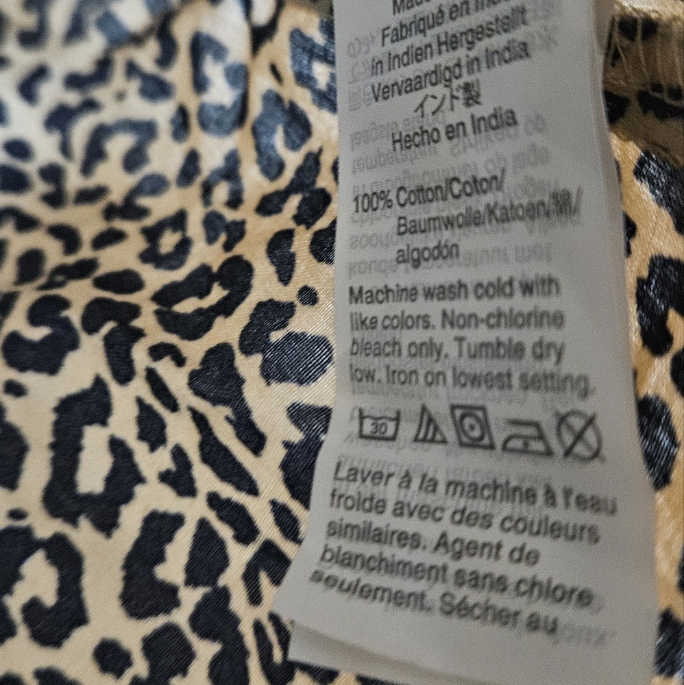 J Crew Womens Leopard Print Button Front Shirt Size M - Picture 3 of 7